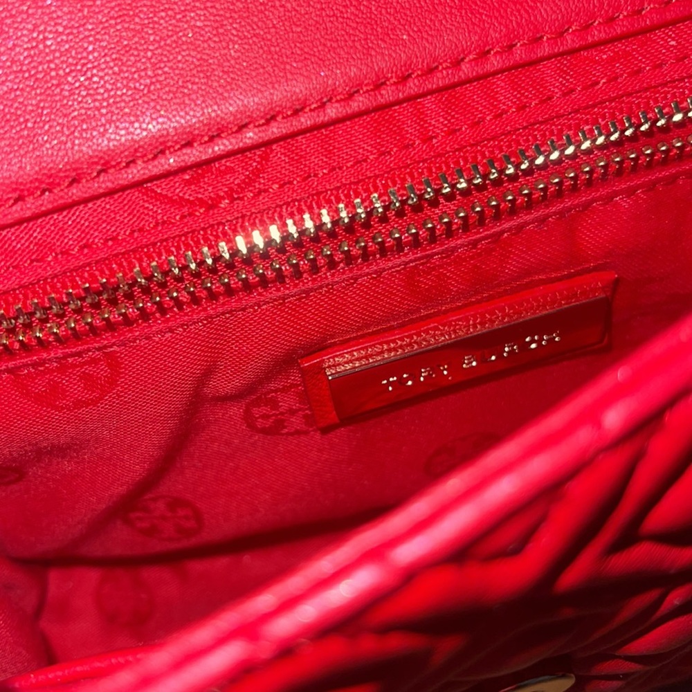 Tory Burch Fleming Red Chain Purse - Picture 7 of 12